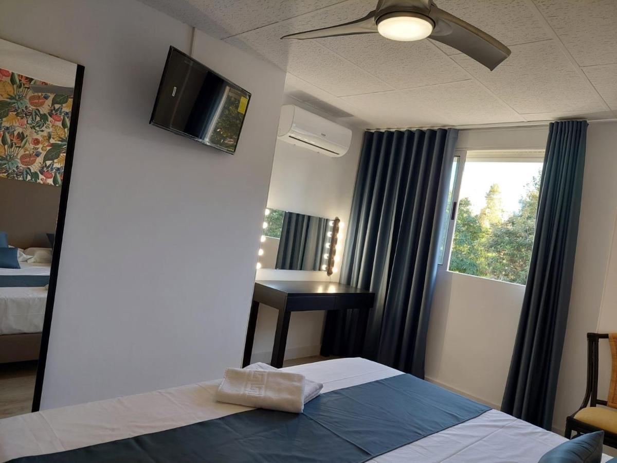 Hostal Garden Rous Paiporta Bagian luar foto