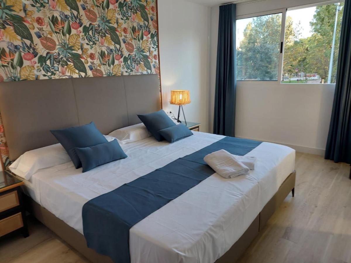 Hostal Garden Rous Paiporta Bagian luar foto