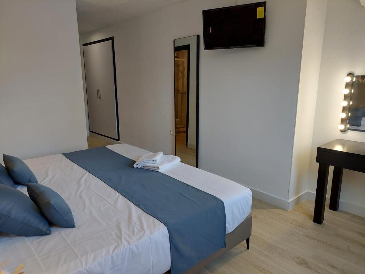 Hostal Garden Rous Paiporta Bagian luar foto
