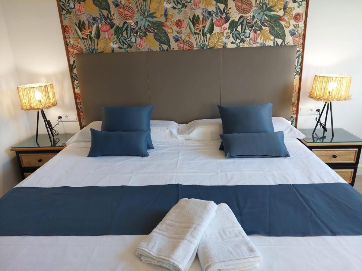 Hostal Garden Rous Paiporta Bagian luar foto