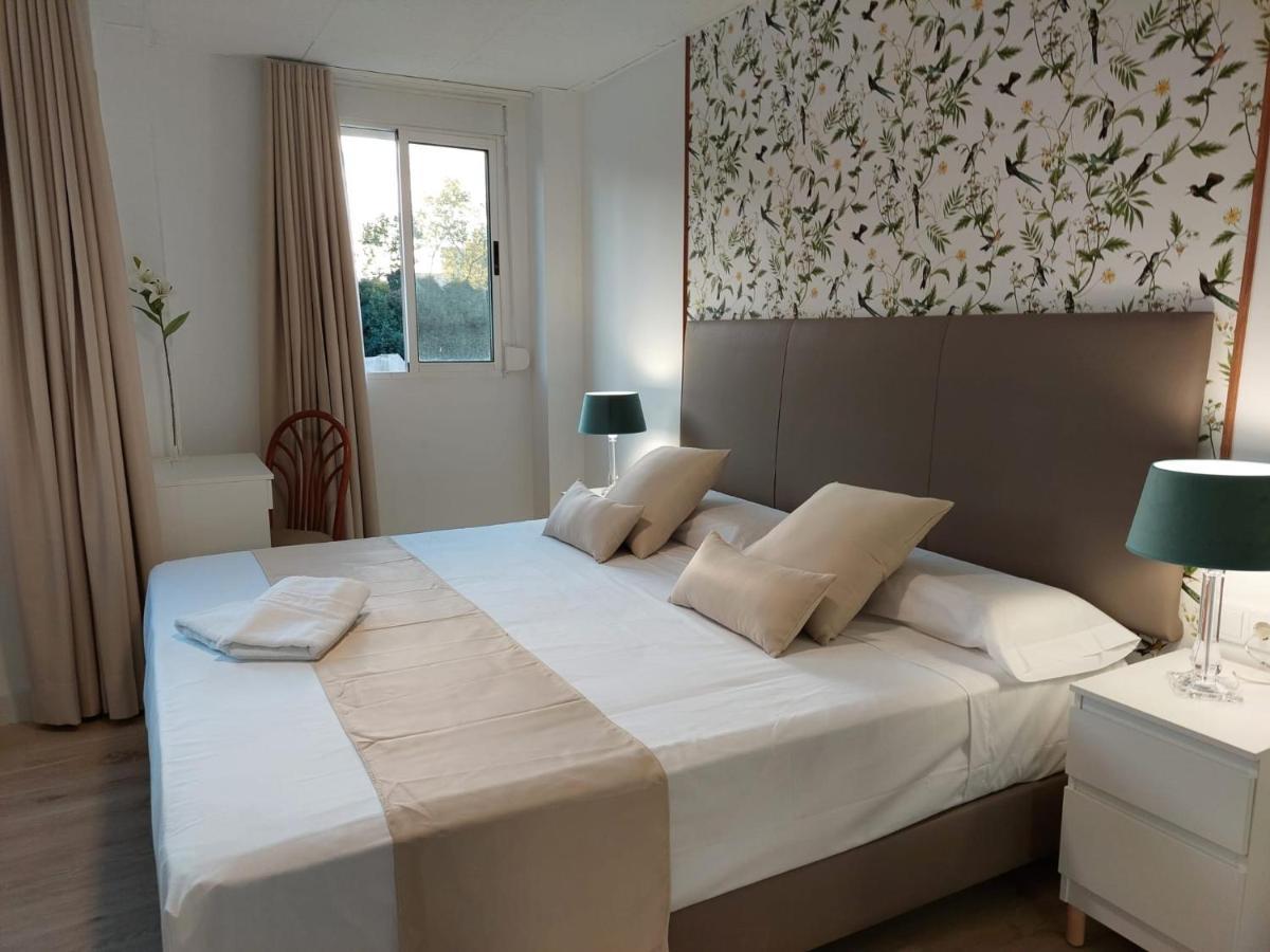 Hostal Garden Rous Paiporta Bagian luar foto