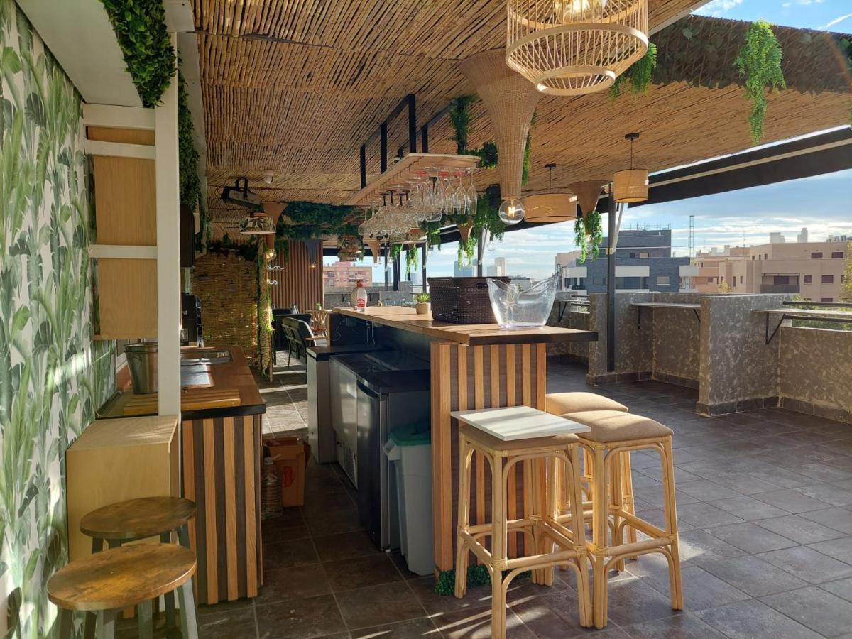 Hostal Garden Rous Paiporta Bagian luar foto