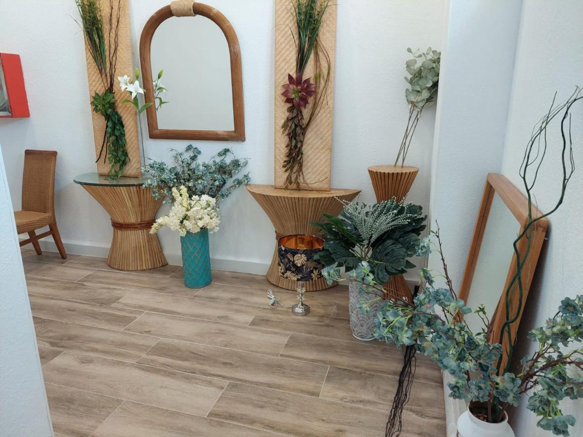 Hostal Garden Rous Paiporta Bagian luar foto