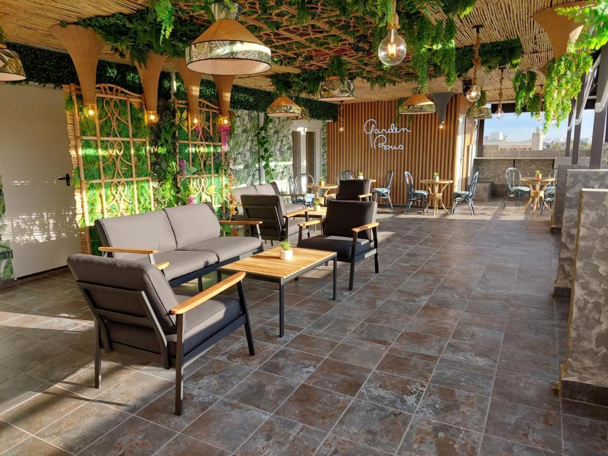 Hostal Garden Rous Paiporta Bagian luar foto
