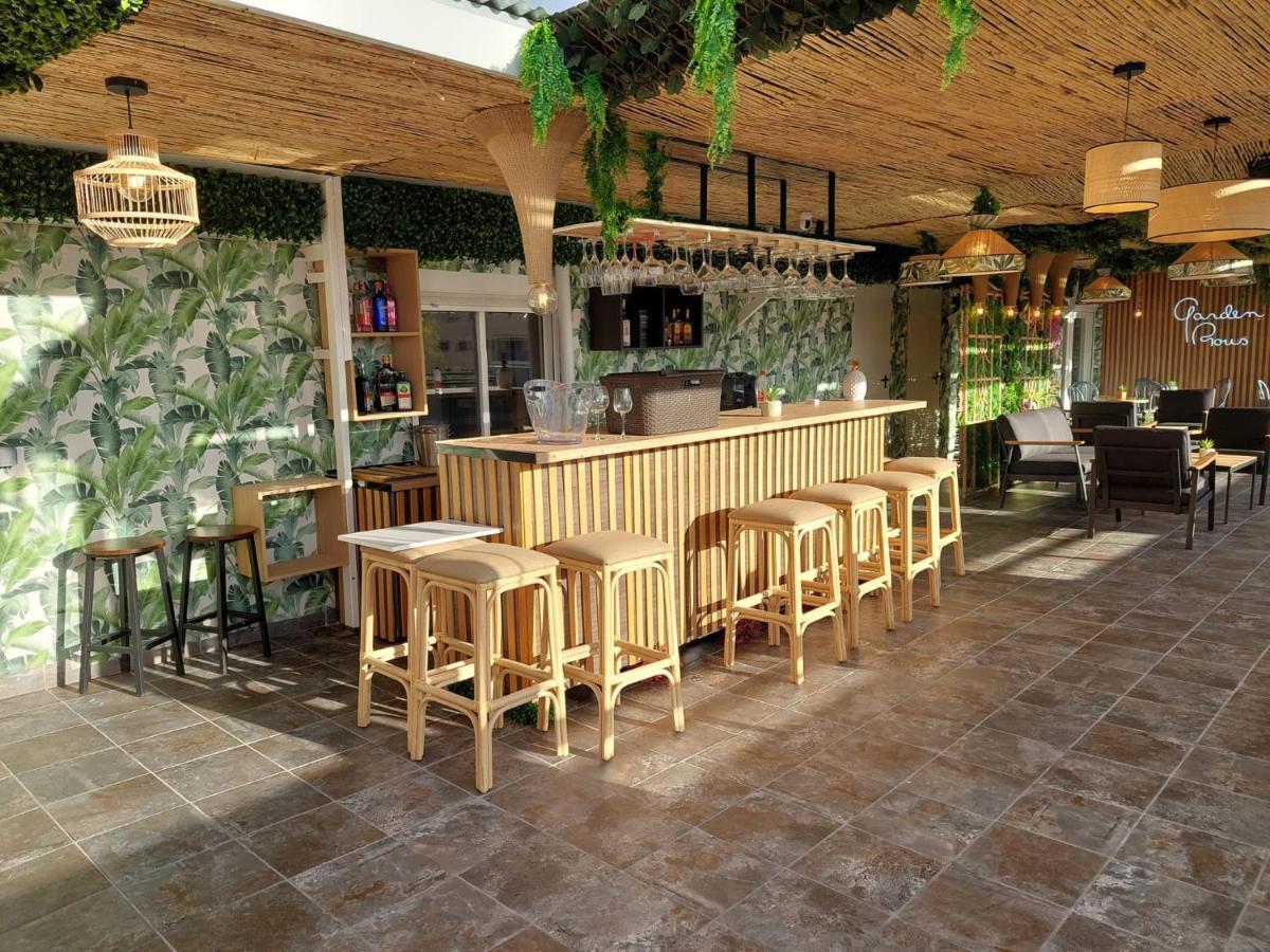 Hostal Garden Rous Paiporta Bagian luar foto