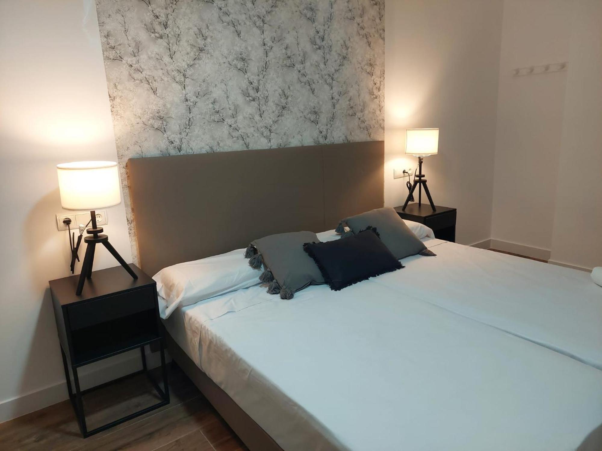Hostal Garden Rous Paiporta Bagian luar foto